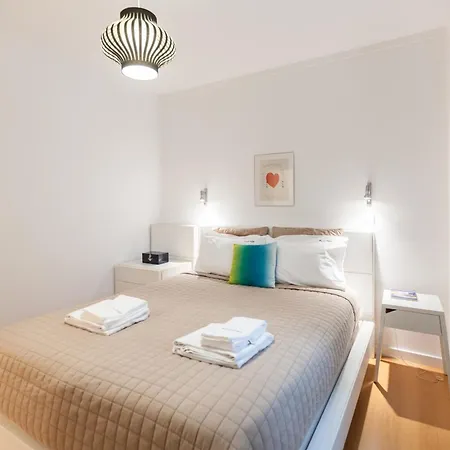 Flh Martim Moniz Artistic Flat Апартаменты Лиссабон